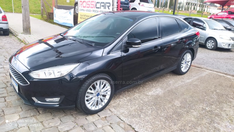 FOCUS 2.0 SE FASTBACK 16V FLEX 4P AUTOMÁTICO - 2018 - FARROUPILHA