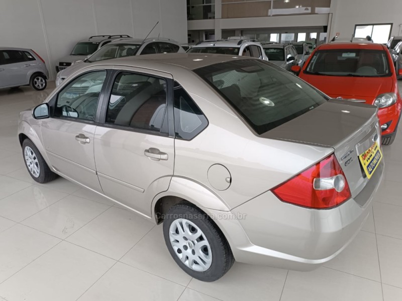 FIESTA 1.6 MPI SEDAN 8V FLEX 4P MANUAL - 2009 - NOVA PETRóPOLIS