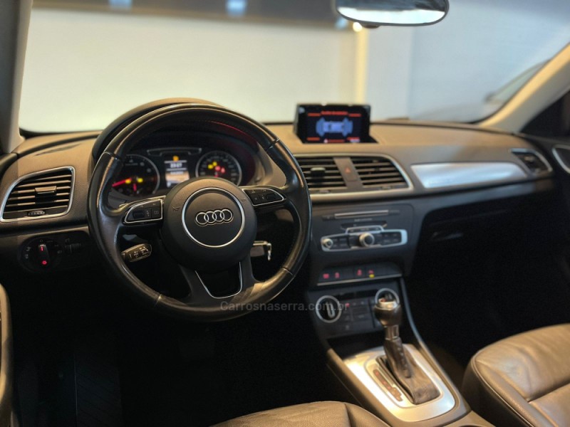 Q3 2.0 TFSI AMBIENTE QUATTRO 4P GASOLINA S TRONIC - 2016 - SãO LEOPOLDO