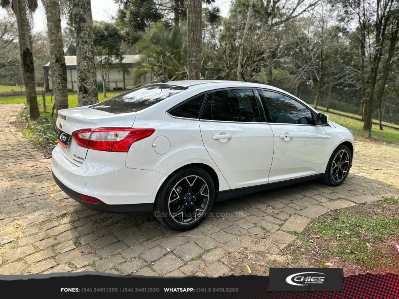 FOCUS 2.0 TITANIUM SEDAN 16V FLEX 4P AUTOMÁTICO - 2015 - CARLOS BARBOSA