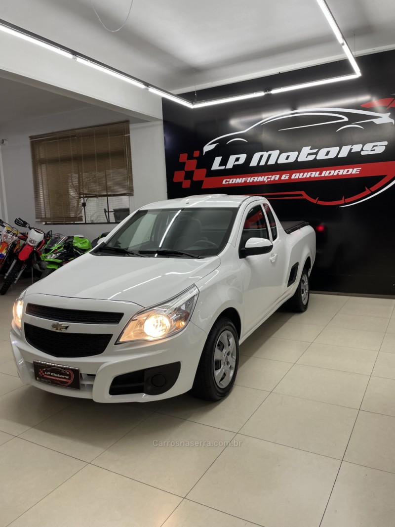 MONTANA 1.4 MPFI LS CS 8V FLEX 2P MANUAL