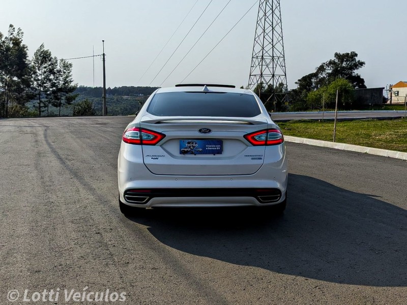 FUSION 2.0 TITANIUM PLUS 16V GASOLINA 4P AUTOMÁTICO - 2016 - FARROUPILHA