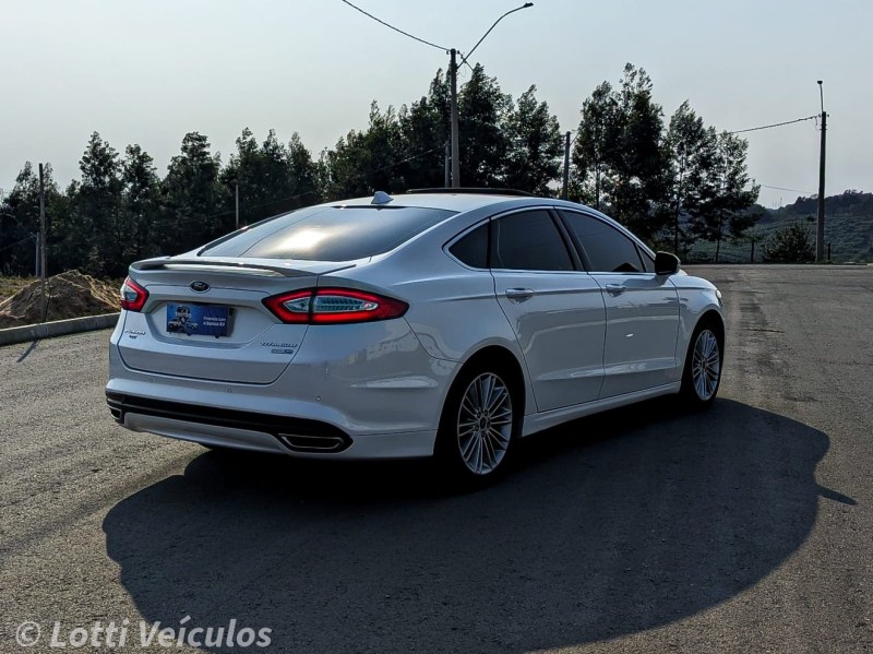 FUSION 2.0 TITANIUM PLUS 16V GASOLINA 4P AUTOMÁTICO - 2016 - FARROUPILHA