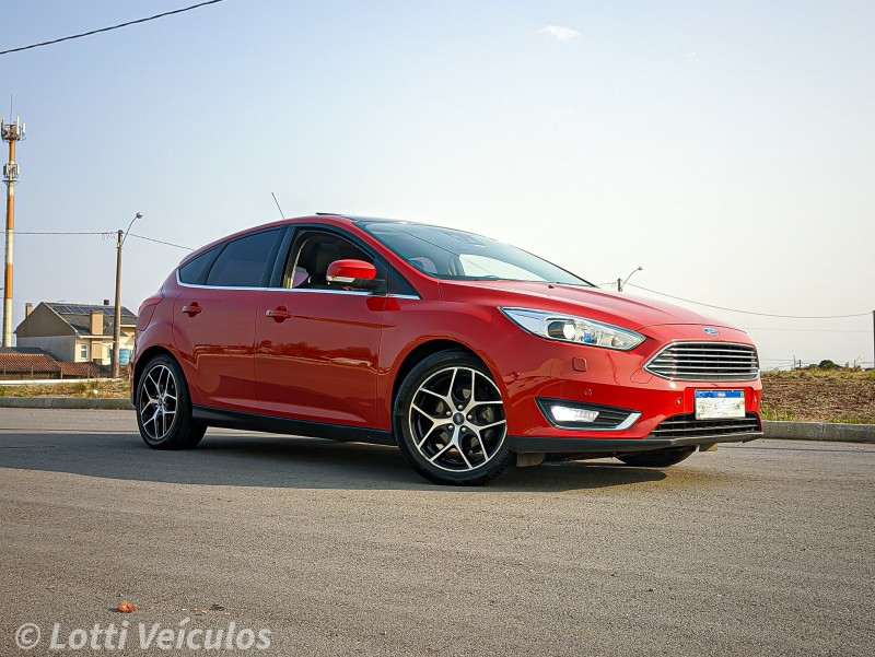 FOCUS 2.0 TITANIUM PLUS 16V FLEX 4P AUTOMÁTICO - 2016 - FARROUPILHA