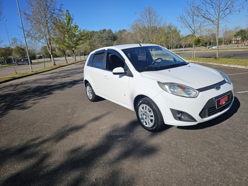 FIESTA 1.6 SE HATCH 16V FLEX 4P MANUAL