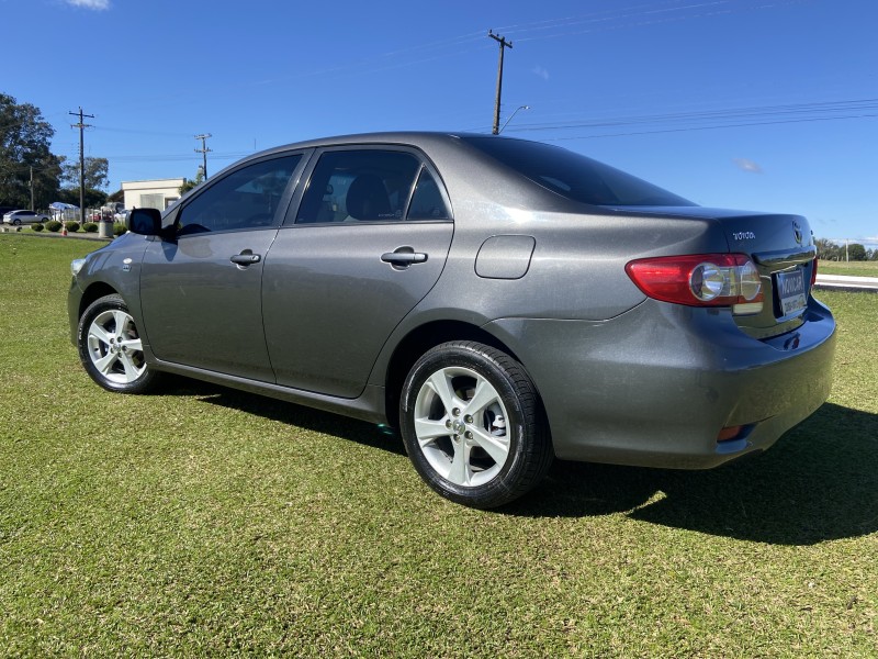 COROLLA 1.8 GLI 16V FLEX 4P AUTOMÁTICO - 2013 - FARROUPILHA