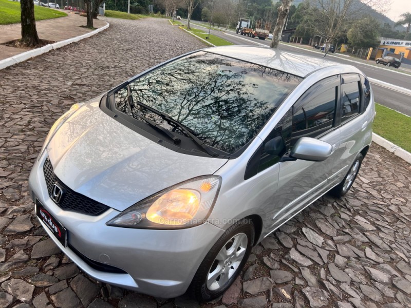 FIT 1.4 LXL 16V FLEX 4P AUTOMÁTICO - 2010 - DOIS IRMãOS