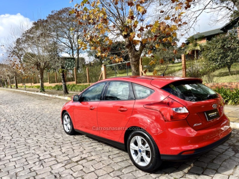 FOCUS 1.6 SE HATCH 16V FLEX 4P AUTOMÁTICO - 2015 - BENTO GONçALVES