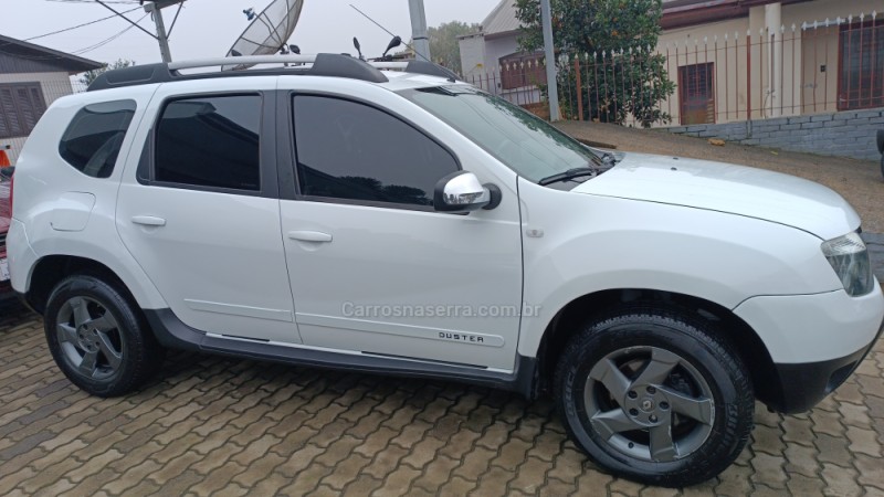 DUSTER 2.0 DYNAMIQUE 4X4 16V FLEX 4P MANUAL - 2015 - CAXIAS DO SUL