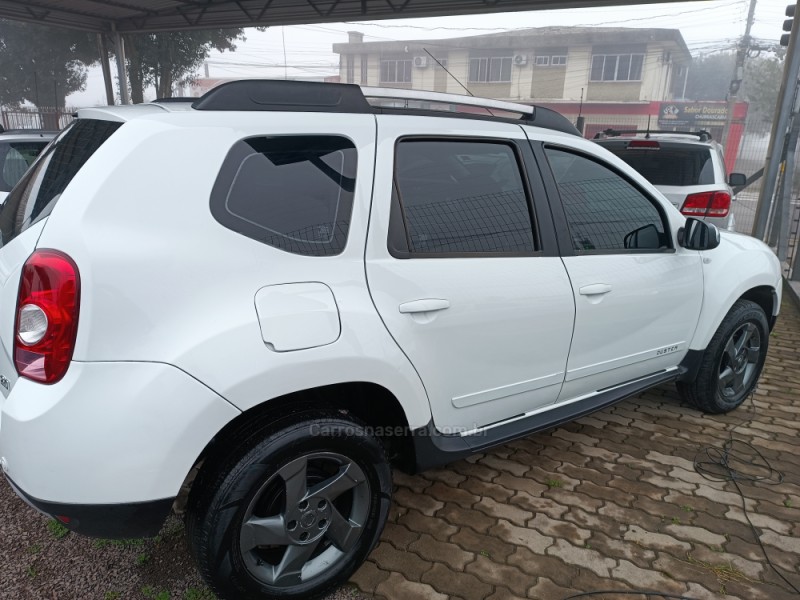 DUSTER 2.0 DYNAMIQUE 4X4 16V FLEX 4P MANUAL - 2015 - CAXIAS DO SUL