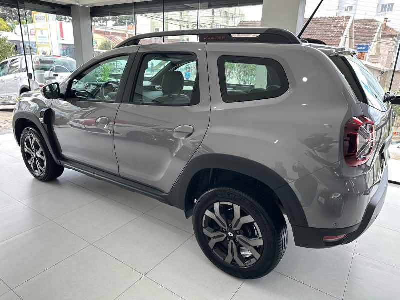 DUSTER 1.3 TCE ICONIC PLUS FLEX 4P AUTOMÁTICA - 2025 - CAXIAS DO SUL