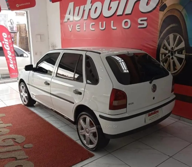 GOL 1.0 MI 16V GASOLINA 4P MANUAL G.III - 2002 - VENâNCIO AIRES