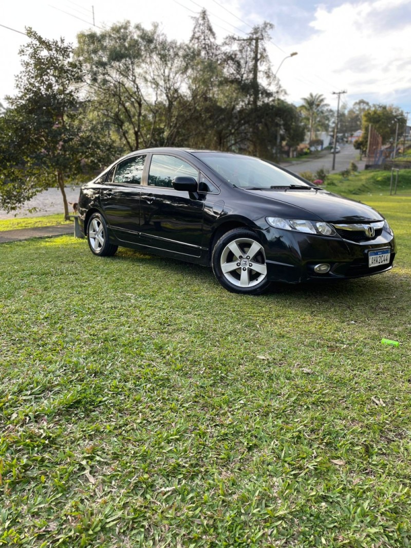 CIVIC 1.6 LX 16V GASOLINA 4P MANUAL - 2009 - CAXIAS DO SUL