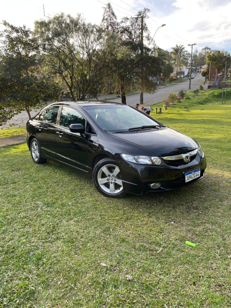 CIVIC 1.6 LX 16V GASOLINA 4P MANUAL - 2009 - CAXIAS DO SUL