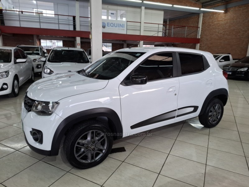 KWID 1.0 12V SCE FLEX INTENSE MANUAL - 2020 - BENTO GONçALVES