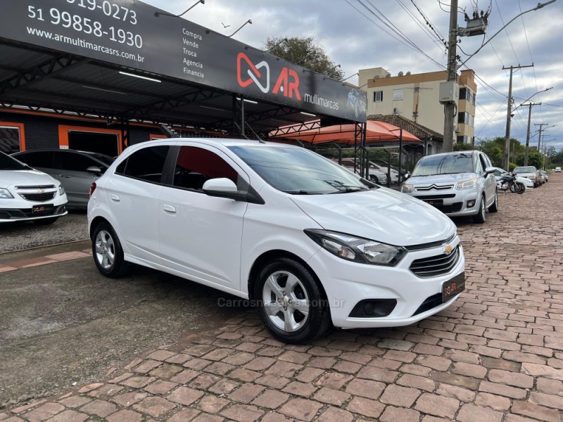 ONIX 1.4 MPFI LT 8V FLEX 4P MANUAL - 2019 - VENâNCIO AIRES