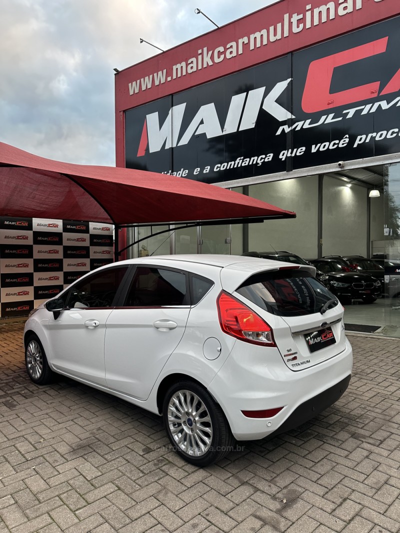 FIESTA 1.6 TITANIUM PLUS HATCH 16V FLEX 4P AUTOMÁTICO - 2014 - ESTâNCIA VELHA