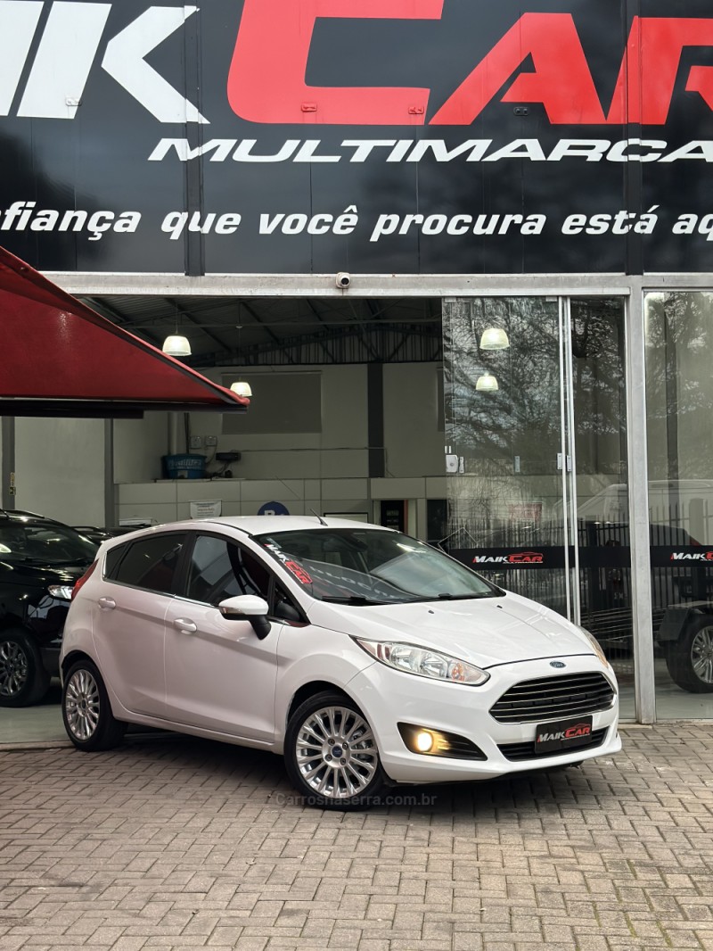 FIESTA 1.6 TITANIUM PLUS HATCH 16V FLEX 4P AUTOMÁTICO - 2014 - ESTâNCIA VELHA