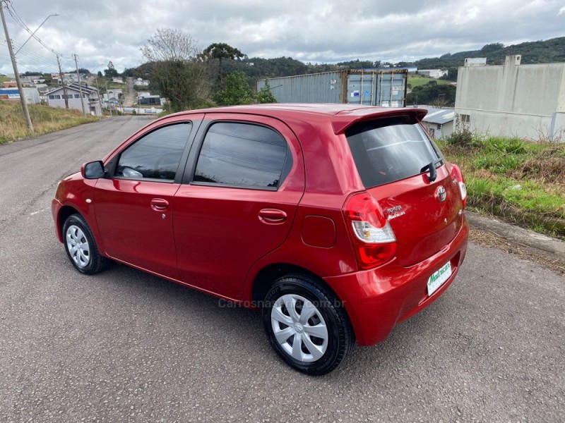 ETIOS 1.3 XS 16V FLEX 4P MANUAL - 2013 - FLORES DA CUNHA