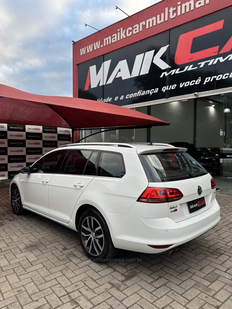 GOLF 1.4 TSI VARIANT HIGHLINE 16V TOTAL FLEX 4P TIPTRONIC - 2017 - ESTâNCIA VELHA