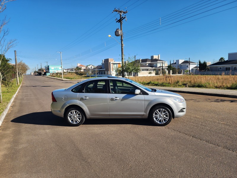 FOCUS 2.0 GHIA SEDAN 16V GASOLINA 4P MANUAL - 2009 - BENTO GONçALVES