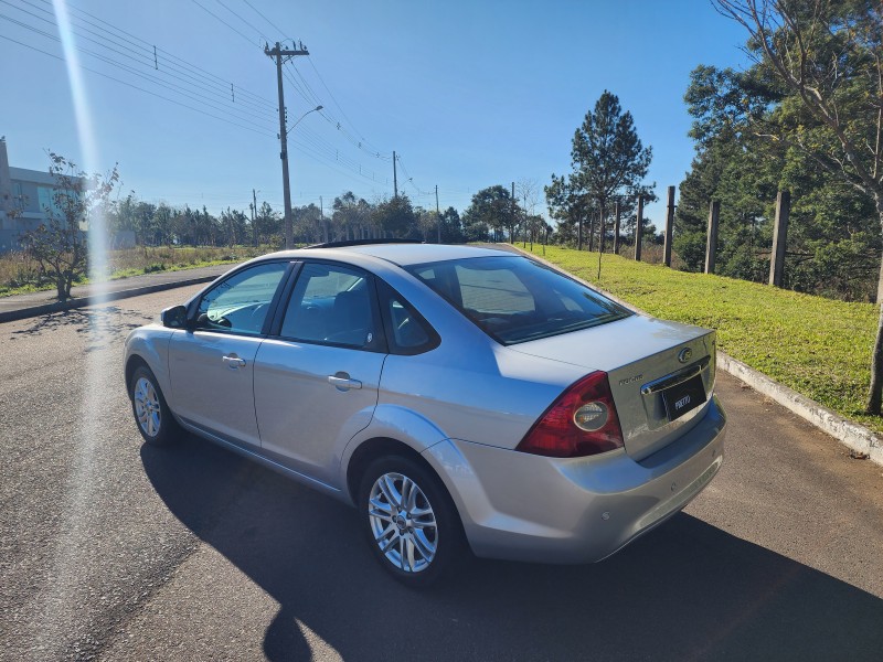 FOCUS 2.0 GHIA SEDAN 16V GASOLINA 4P MANUAL - 2009 - BENTO GONçALVES