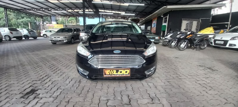 FOCUS 2.0 TITANIUM SEDAN 16V FLEX 4P AUTOMÁTICO - 2016 - CAXIAS DO SUL