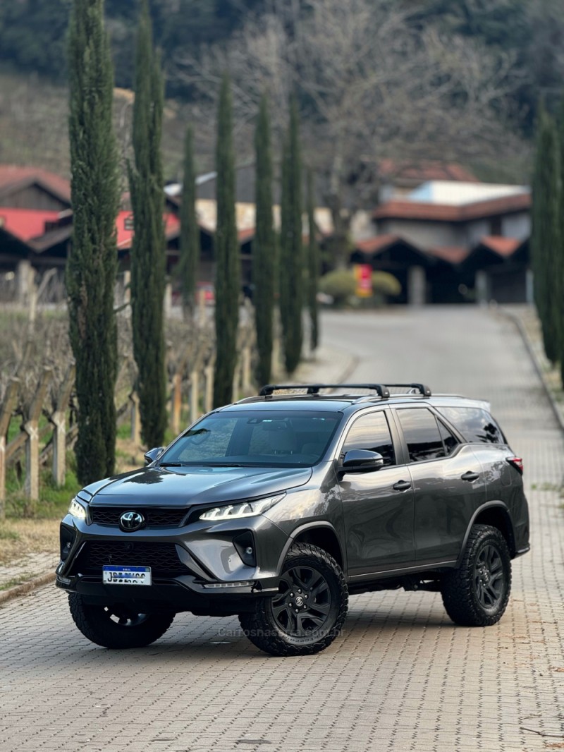 hilux sw4 2.8 srx 4x4 diamond 16v turbo diesel 4p 7 lugares automatico 2022 caxias do sul