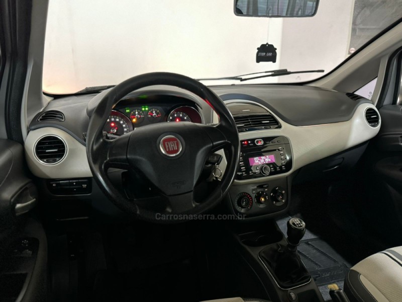 PUNTO 1.6 ESSENCE 16V FLEX 4P MANUAL - 2013 - SãO FRANCISCO DE PAULA