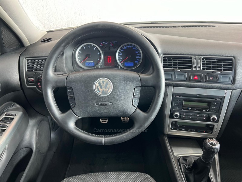 GOLF 1.6 MI SPORTLINE 8V FLEX 4P MANUAL - 2011 - NOVO HAMBURGO