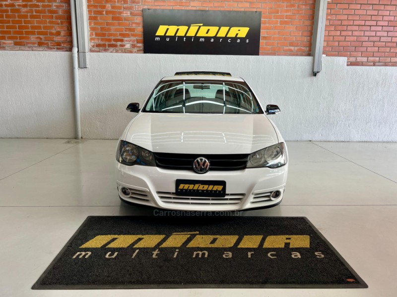 GOLF 1.6 MI SPORTLINE 8V FLEX 4P MANUAL - 2011 - NOVO HAMBURGO