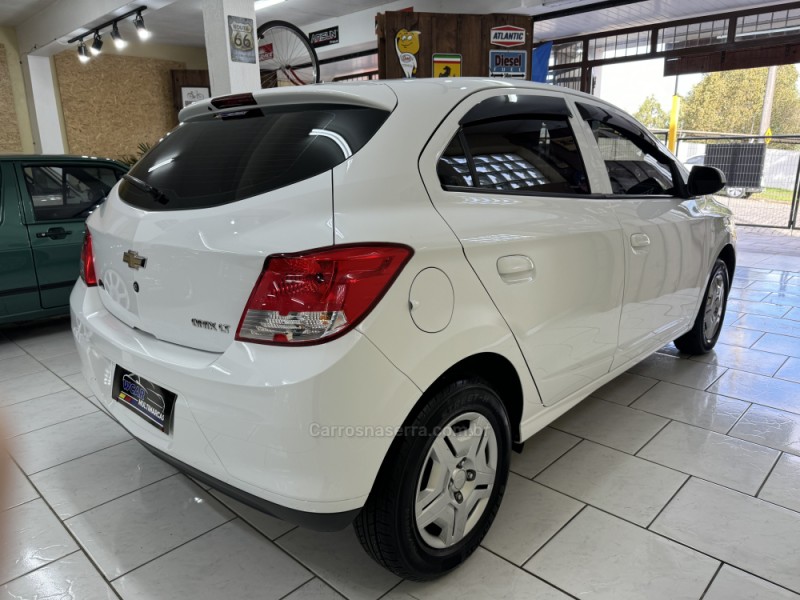 ONIX 1.0 LT 12V FLEX 4P MANUAL - 2014 - CAXIAS DO SUL