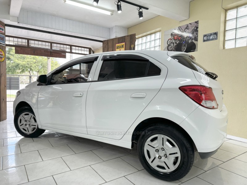 ONIX 1.0 LT 12V FLEX 4P MANUAL - 2014 - CAXIAS DO SUL