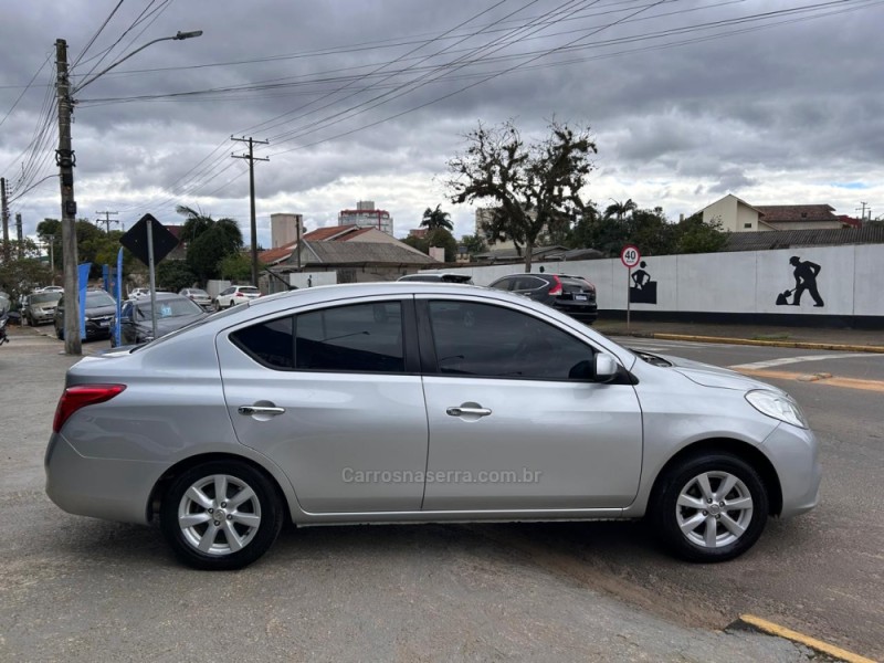 VERSA 1.6 16V FLEX SL 4P MANUAL - 2013 - VENâNCIO AIRES