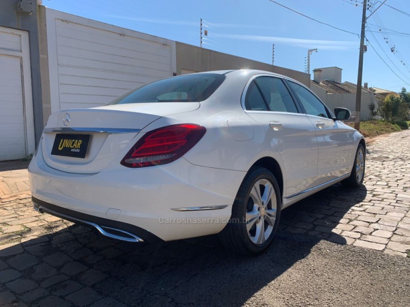 C 180 1.6 CGI AVANTGARDE 16V TURBO GASOLINA 4P AUTOMÁTICO - 2015 - PASSO FUNDO