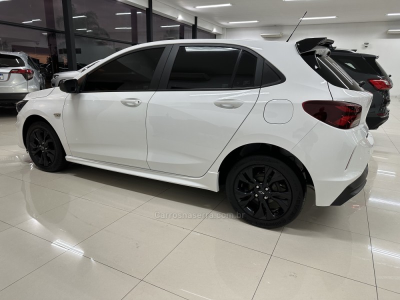 ONIX 1.0 HATCH RS 12V TURBO 4P AUTOMÁTICO - 2021 - CHARQUEADAS