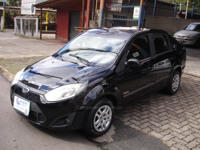 FIESTA 1.6 MPI CLASS SEDAN 8V FLEX 4P MANUAL - 2011 - CAXIAS DO SUL