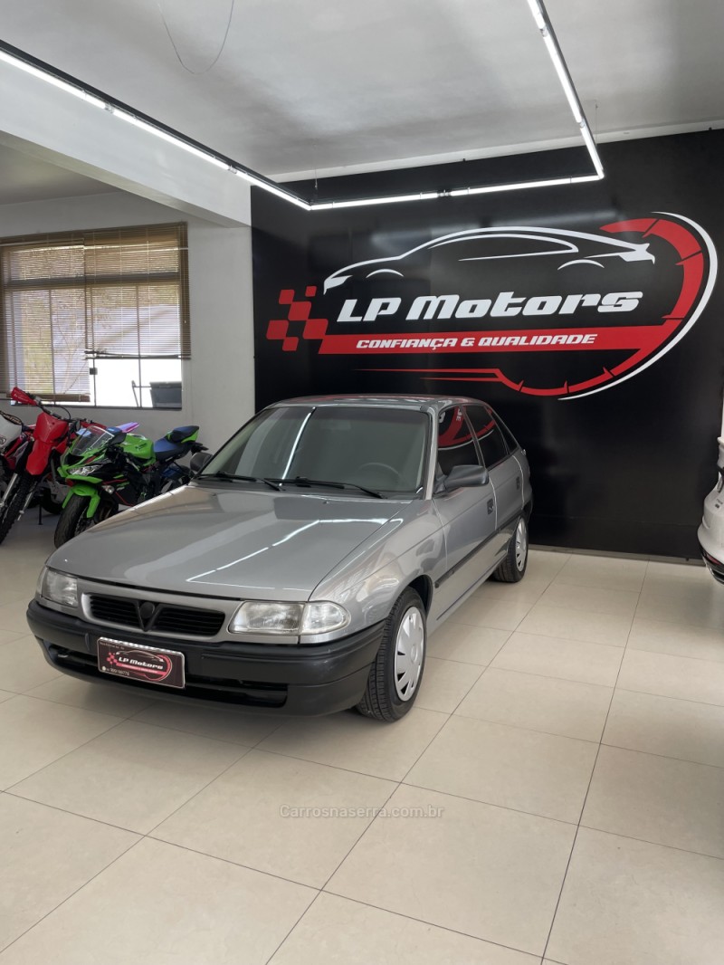 ASTRA 2.0 MPFI 8V FLEX 4P MANUAL - 1995 - FARROUPILHA