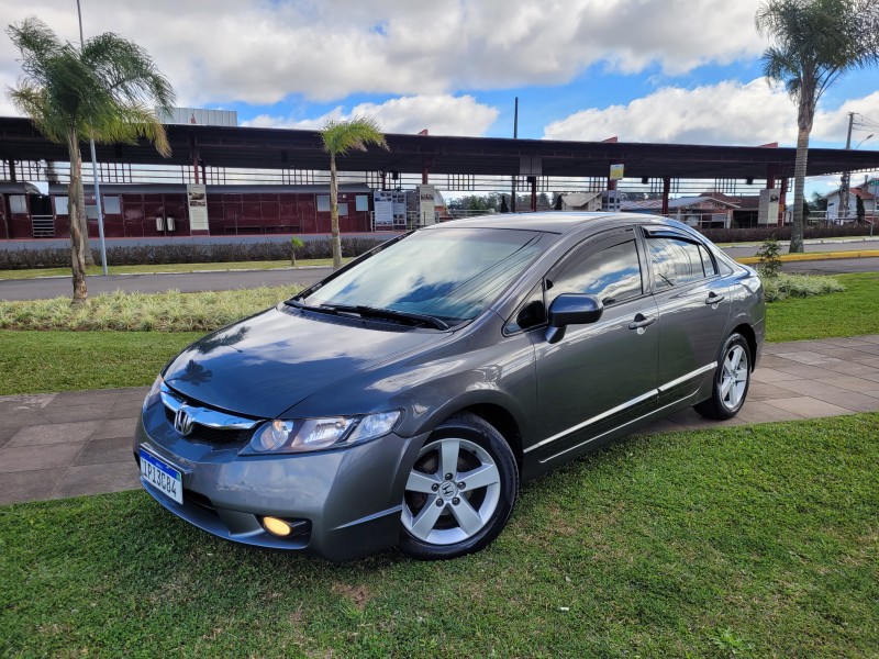 CIVIC 1.8 LXS 16V FLEX 4P AUTOMÁTICO