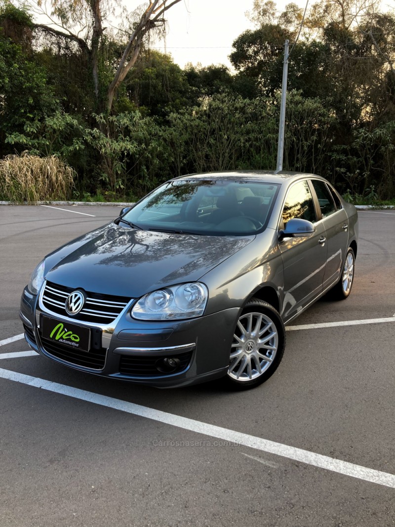 JETTA 2.5 I 20V 170CV GASOLINA 4P TIPTRONIC - 2008 - BENTO GONçALVES