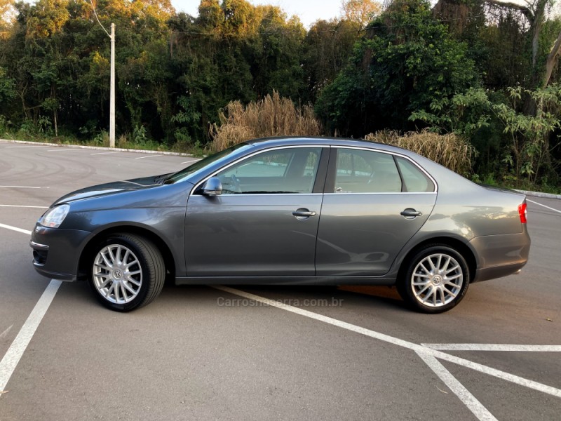 JETTA 2.5 I 20V 170CV GASOLINA 4P TIPTRONIC - 2008 - BENTO GONçALVES