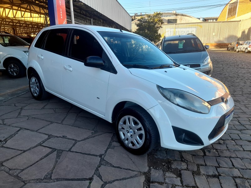 FIESTA 1.0 MPI CLASS 8V FLEX 4P MANUAL - 2014 - CAXIAS DO SUL