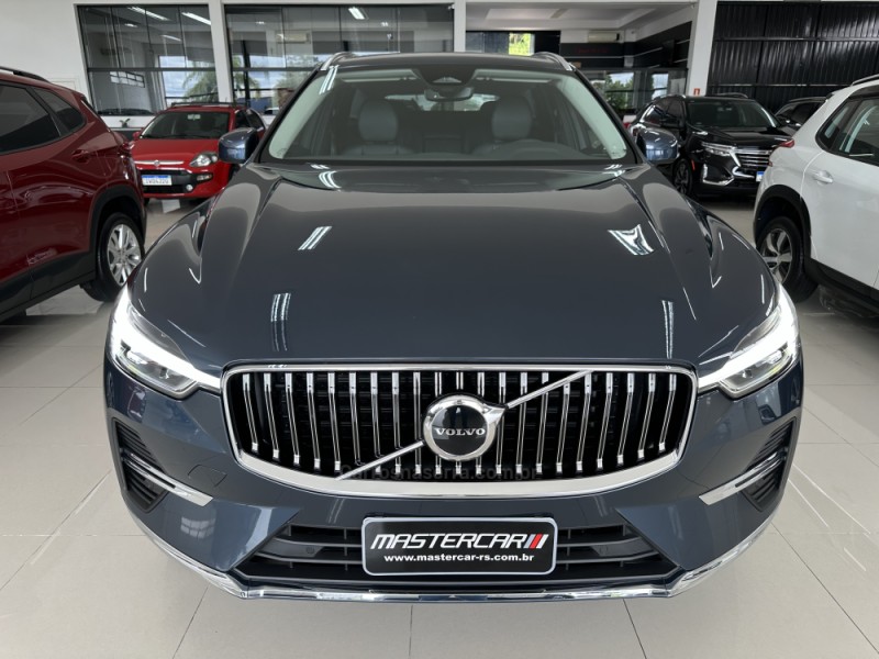 XC60 2.0 T8 MOMENTUM HYBRID GASOLINA 4P AUTOMÁTICO - 2021 - CHARQUEADAS