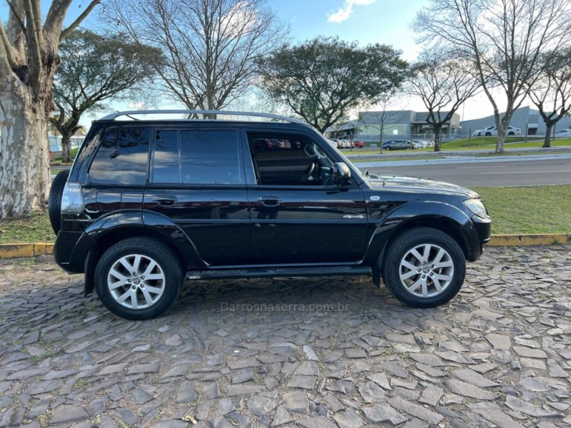 PAJERO TR4 2.0 4X4 16V 140CV FLEX 4P AUTOMÁTICO - 2012 - DOIS IRMãOS