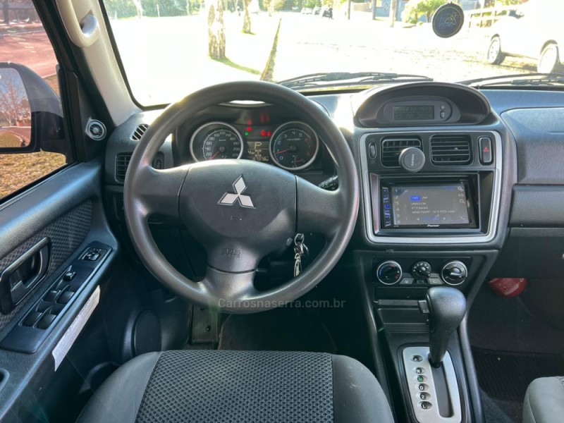 PAJERO TR4 2.0 4X4 16V 140CV FLEX 4P AUTOMÁTICO - 2012 - DOIS IRMãOS