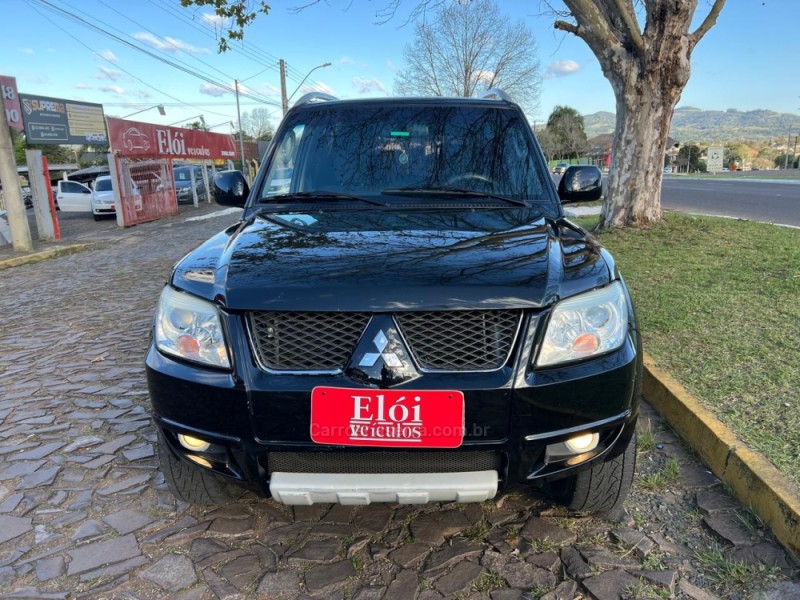 PAJERO TR4 2.0 4X4 16V 140CV FLEX 4P AUTOMÁTICO - 2012 - DOIS IRMãOS