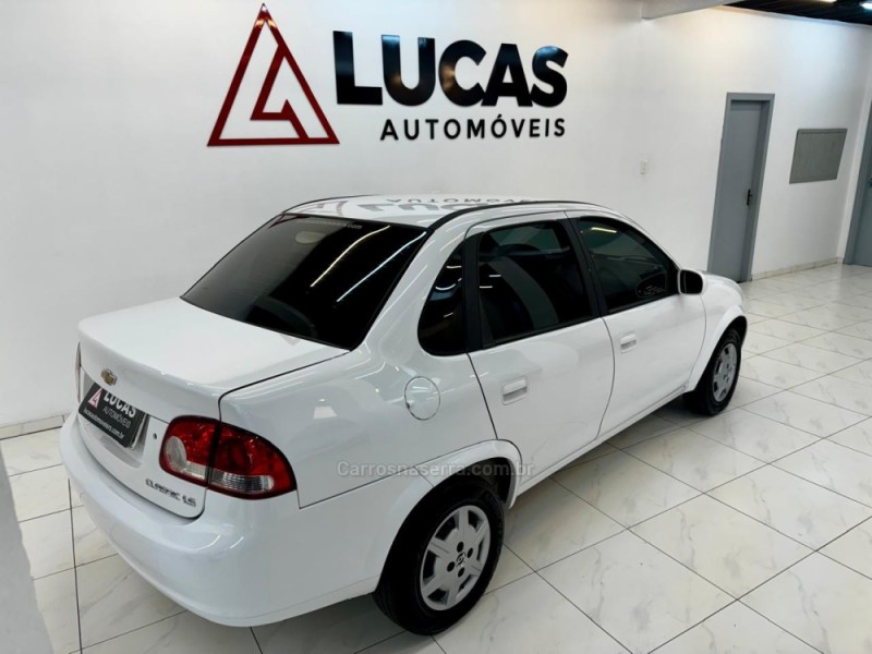 CLASSIC 1.0 MPFI LS 8V FLEX 4P MANUAL - 2015 - BOM RETIRO DO SUL