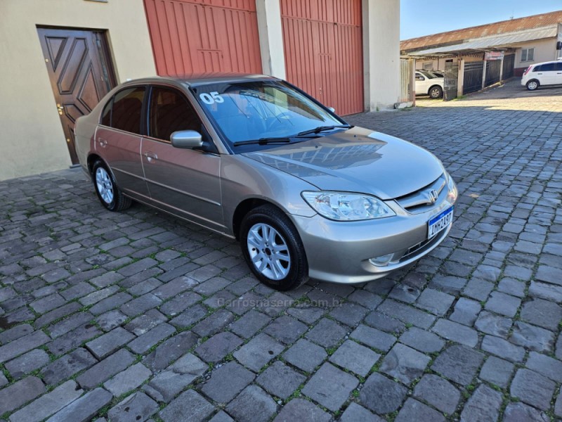 CIVIC 1.5 LX 16V GASOLINA 4P MANUAL - 2005 - VERANóPOLIS