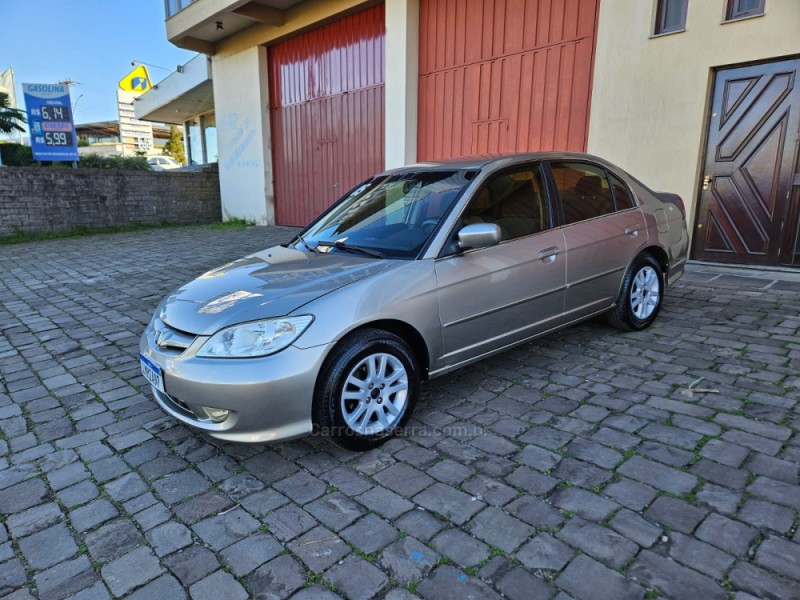 CIVIC 1.5 LX 16V GASOLINA 4P MANUAL - 2005 - VERANóPOLIS