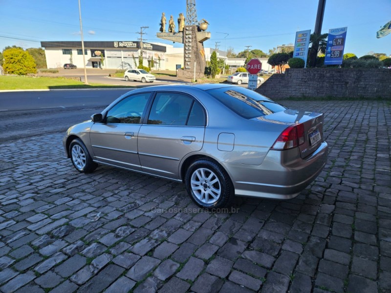 CIVIC 1.5 LX 16V GASOLINA 4P MANUAL - 2005 - VERANóPOLIS